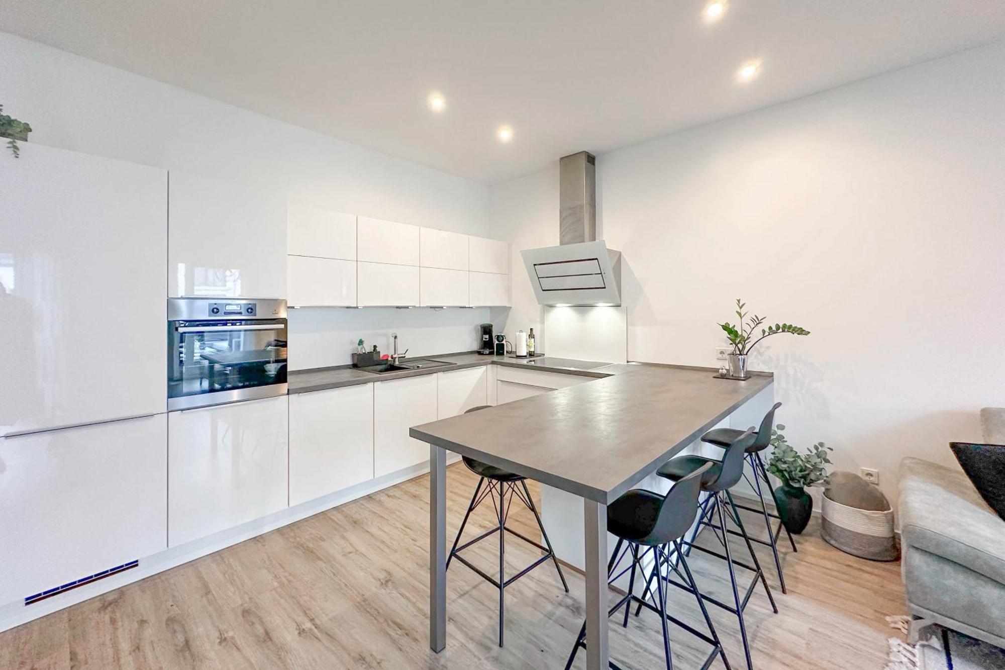 Modernes Trierer Cityloft Mit Grossem Balkon Extérieur photo