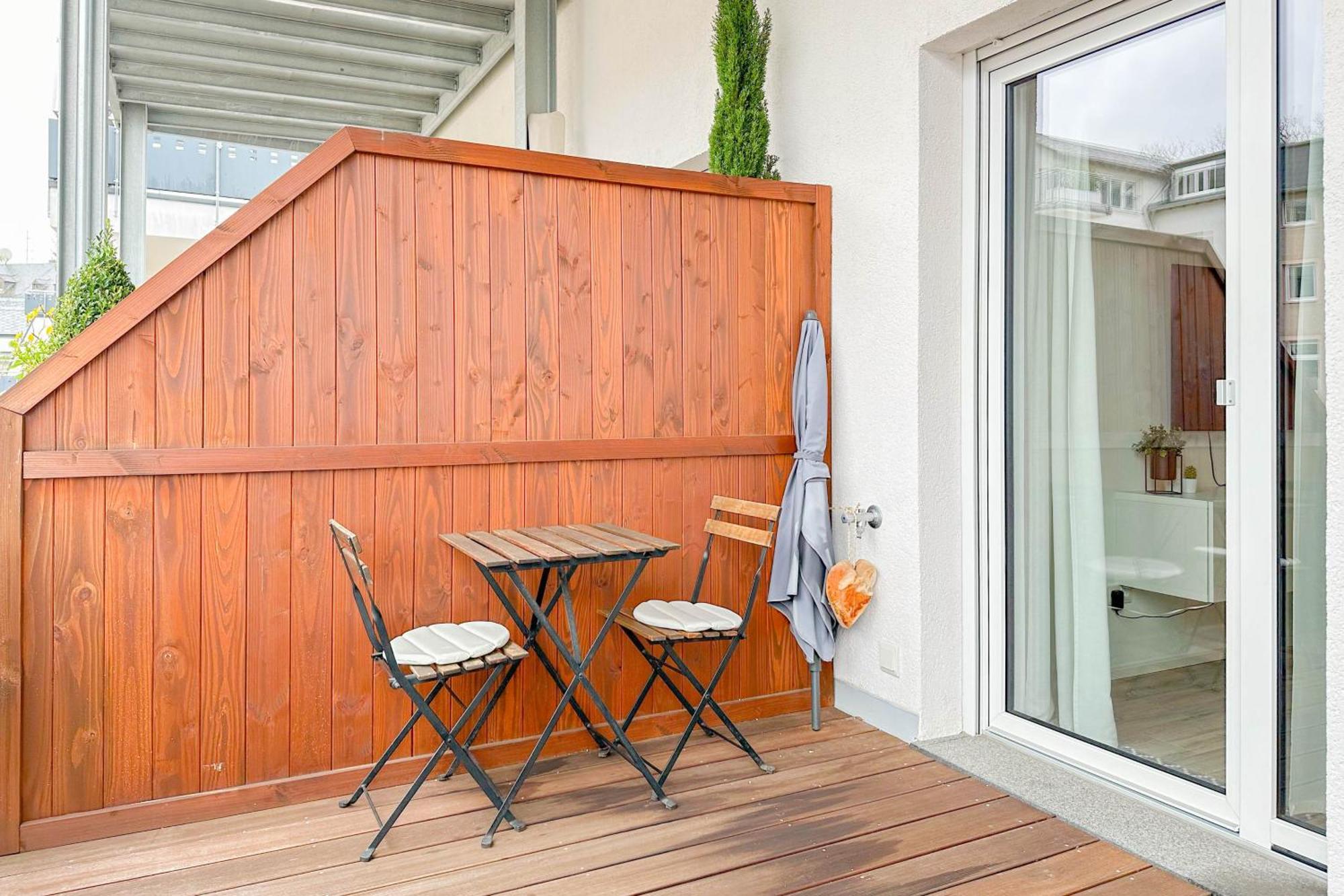 Modernes Trierer Cityloft Mit Grossem Balkon Extérieur photo
