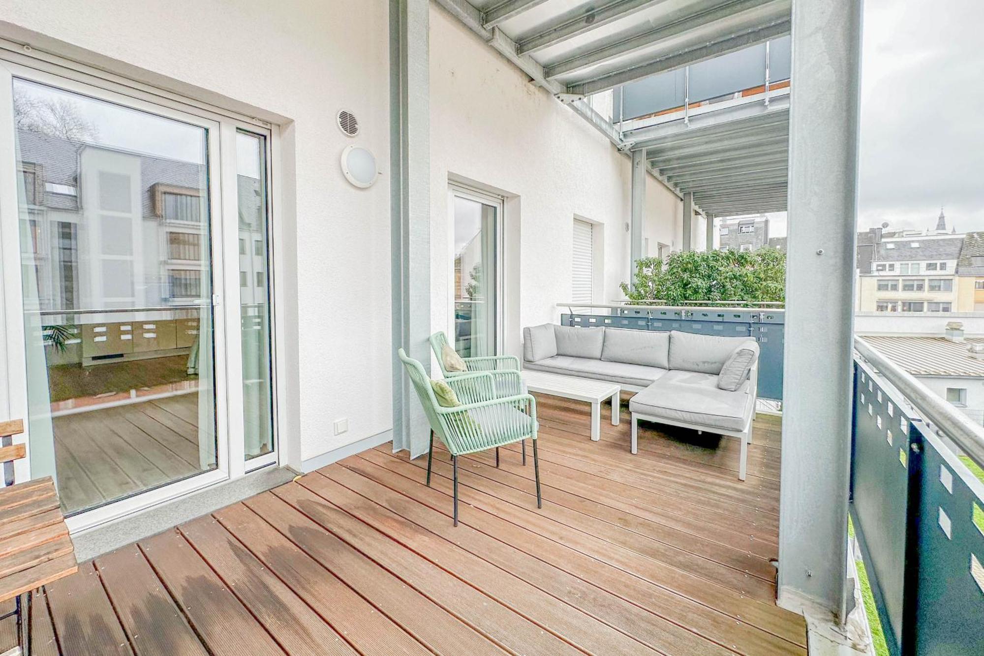 Modernes Trierer Cityloft Mit Grossem Balkon Extérieur photo